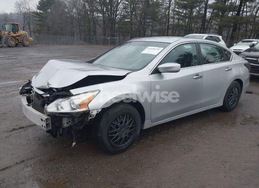 Photo 2 of 2014 Nissan Altima 2.5 S (VIN 1N4AL3AP6EC125797)