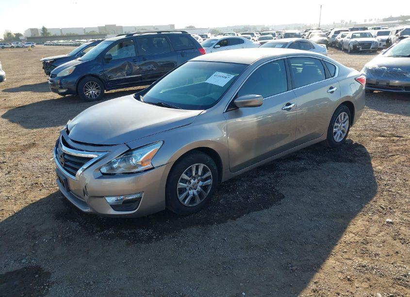 Photo 2 of 2014 Nissan Altima 2.5 S (VIN 1N4AL3AP6EC129798)