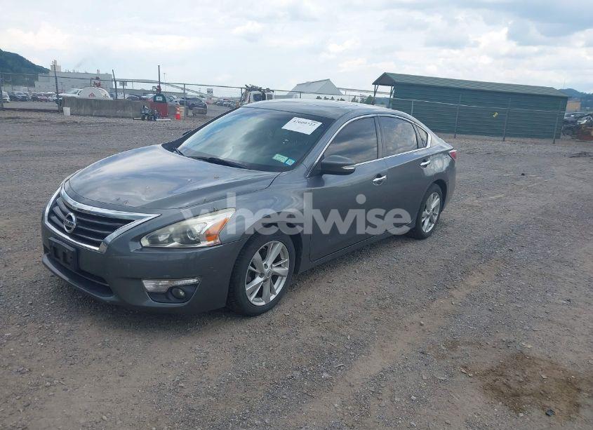 Photo 2 of 2014 Nissan Altima 2.5 SL (VIN 1N4AL3AP6EC131552)