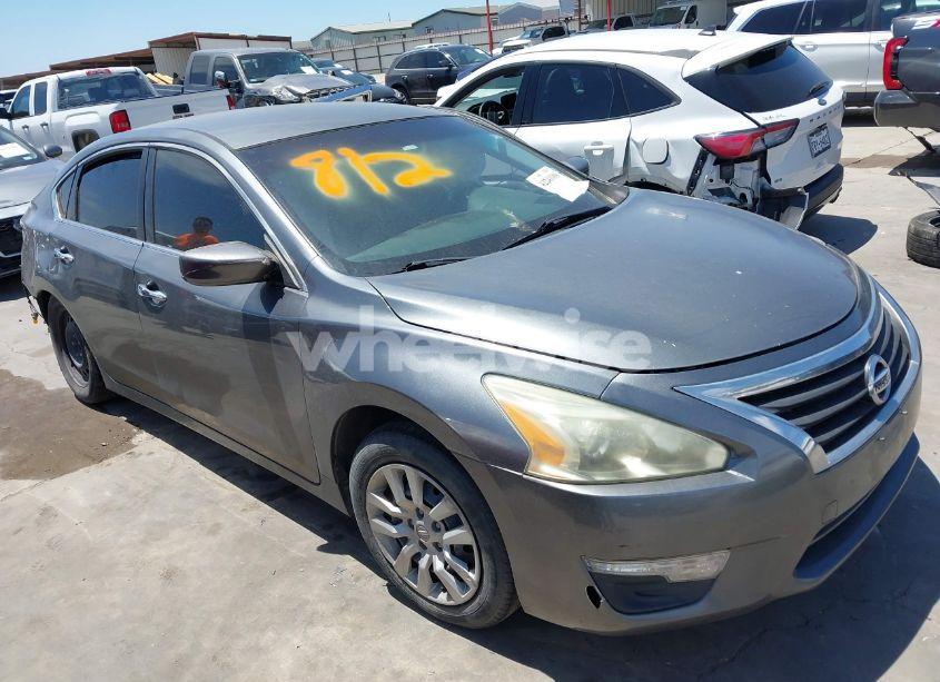 2014 Nissan Altima 2.5 S (VIN 1N4AL3AP6EC133284) main photo