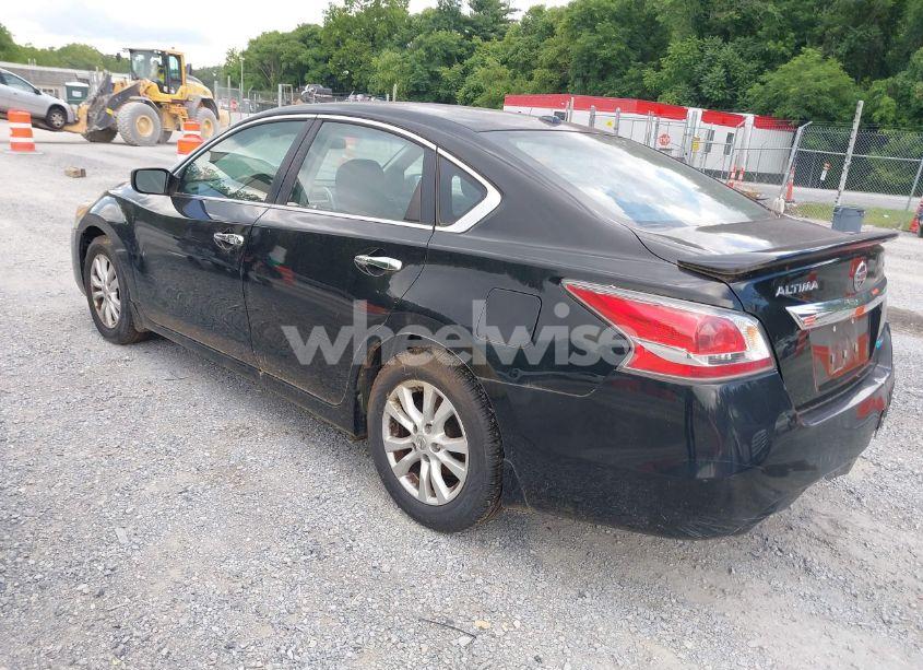 Photo 3 of 2014 Nissan Altima 2.5 S (VIN 1N4AL3AP6EC139425)