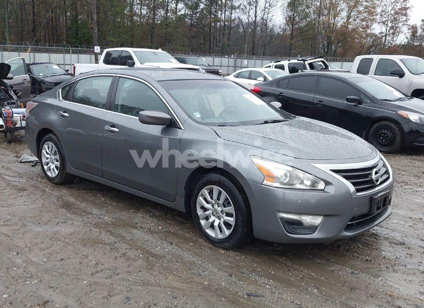 2014 Nissan Altima 2.5 S (VIN 1N4AL3AP6EC143393) main photo