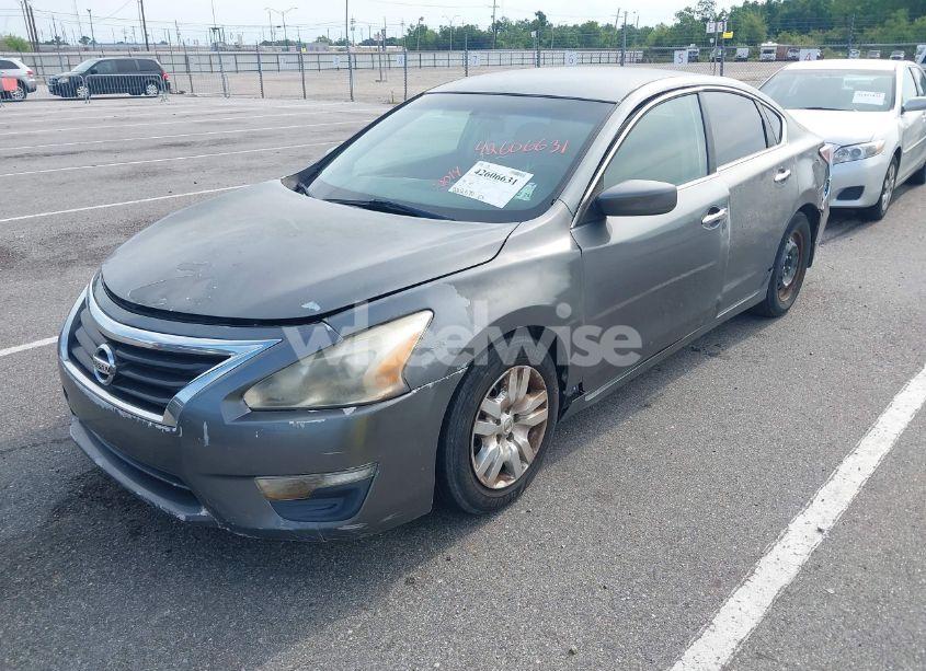 Photo 2 of 2014 Nissan Altima 2.5 S (VIN 1N4AL3AP6EC151879)