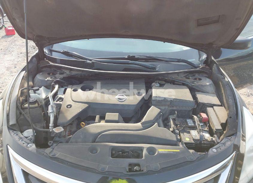 Photo 10 of 2014 Nissan Altima 2.5 S (VIN 1N4AL3AP6EC157620)