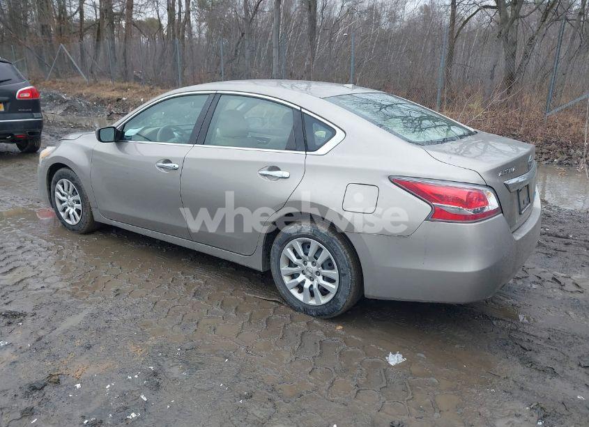 Photo 3 of 2014 Nissan Altima 2.5 S (VIN 1N4AL3AP6EC168181)