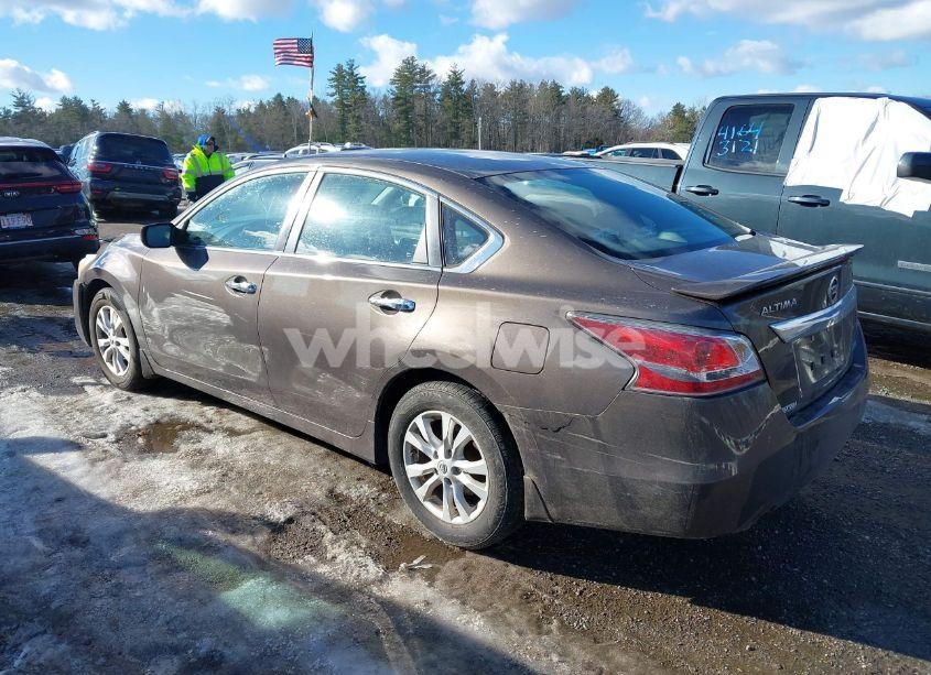 Photo 3 of 2014 Nissan Altima 2.5 S (VIN 1N4AL3AP6EC204127)