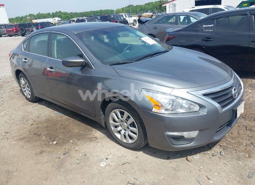 2014 Nissan Altima 2.5 S (VIN 1N4AL3AP6EC283640) main photo