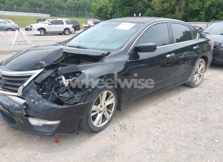 Photo 2 of 2014 Nissan Altima 2.5 SV (VIN 1N4AL3AP6EC403484)