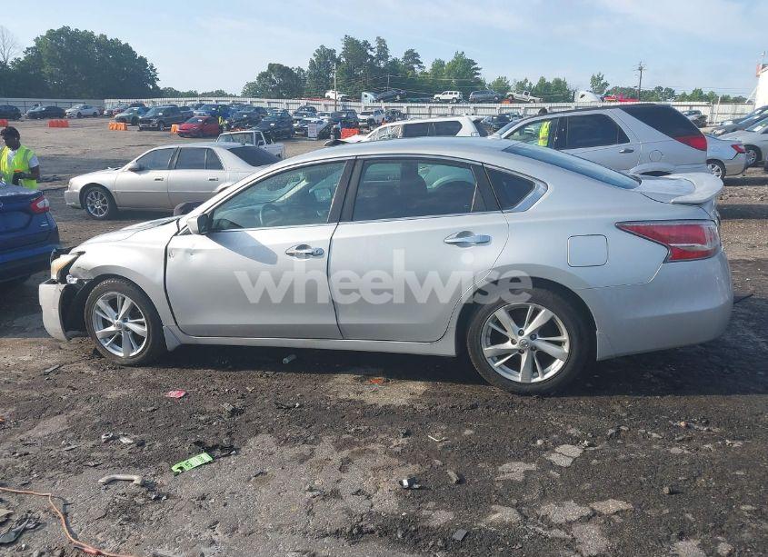 Photo 14 of 2014 Nissan Altima 2.5 SV (VIN 1N4AL3AP6EN200129)