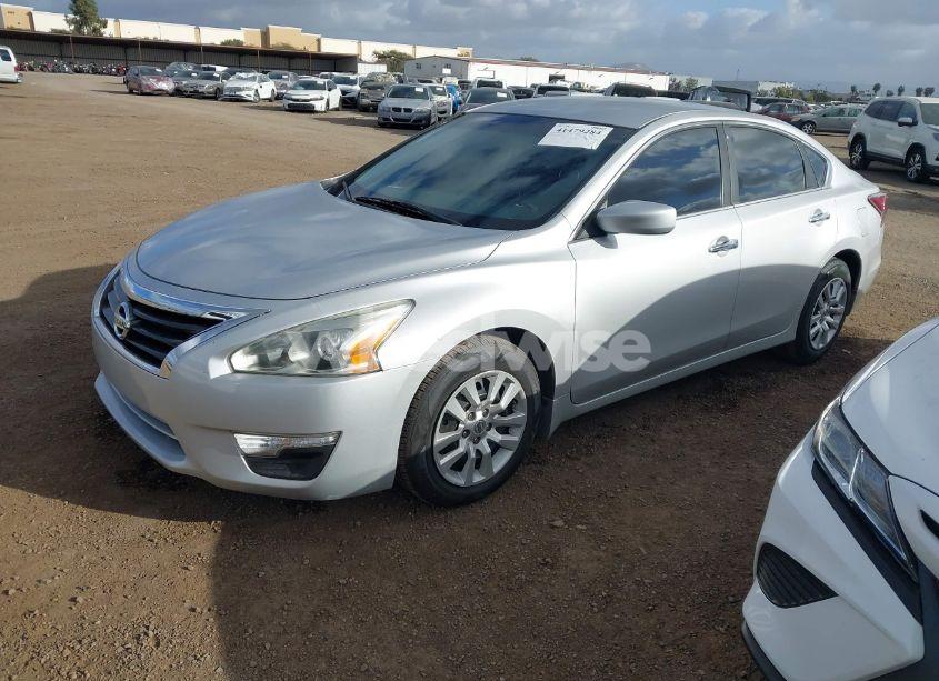 Photo 2 of 2014 Nissan Altima 2.5 S (VIN 1N4AL3AP6EN209042)