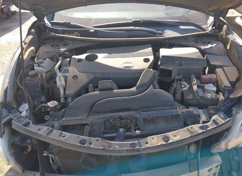 Photo 10 of 2014 Nissan Altima 2.5 S (VIN 1N4AL3AP6EN215116)