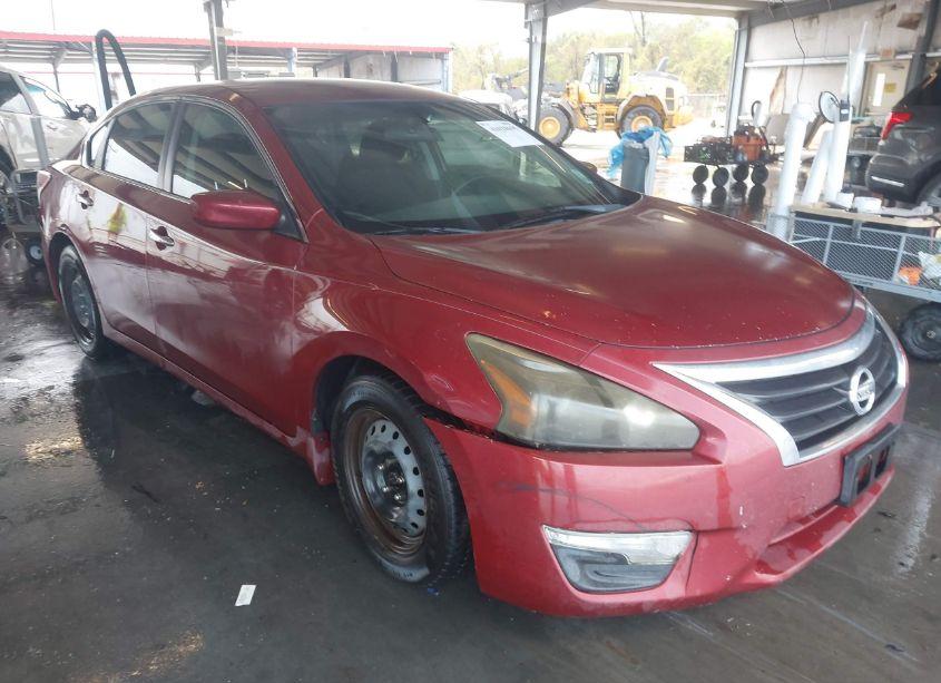 2014 Nissan Altima 2.5 S (VIN 1N4AL3AP6EN216945) main photo