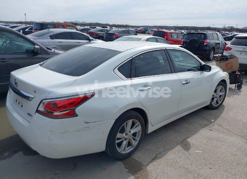 Photo 4 of 2014 Nissan Altima 2.5 S (VIN 1N4AL3AP6EN229971)