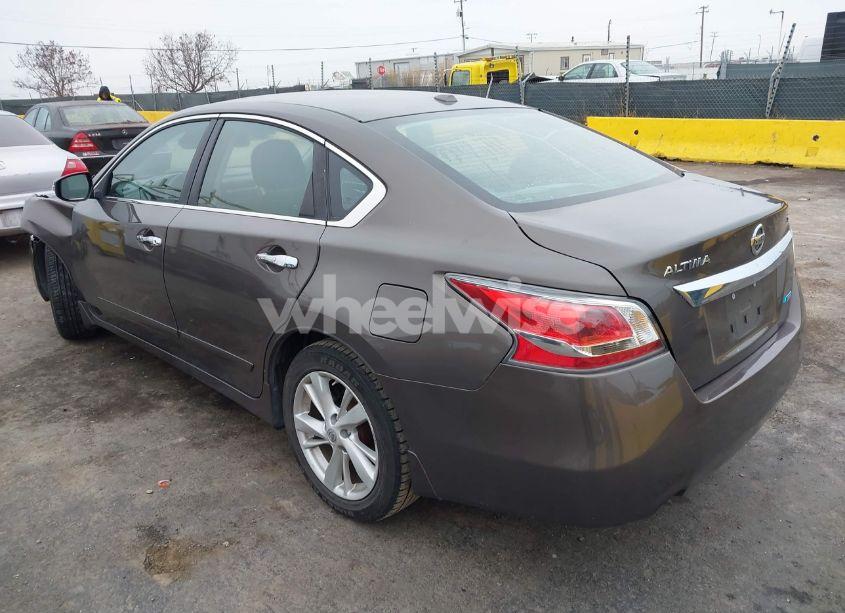 Photo 3 of 2014 Nissan Altima 2.5 SV (VIN 1N4AL3AP6EN241537)