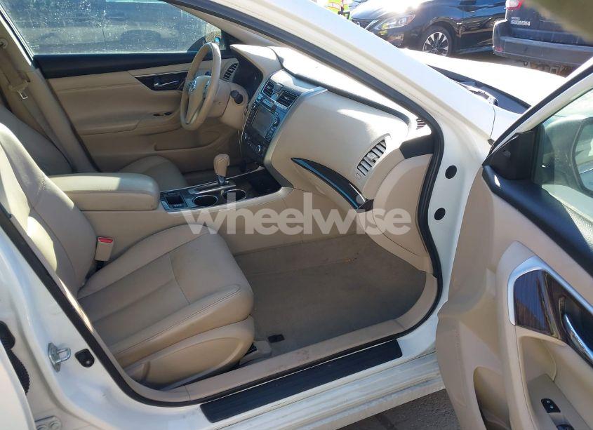 Photo 5 of 2014 Nissan Altima 2.5 SL (VIN 1N4AL3AP6EN247838)