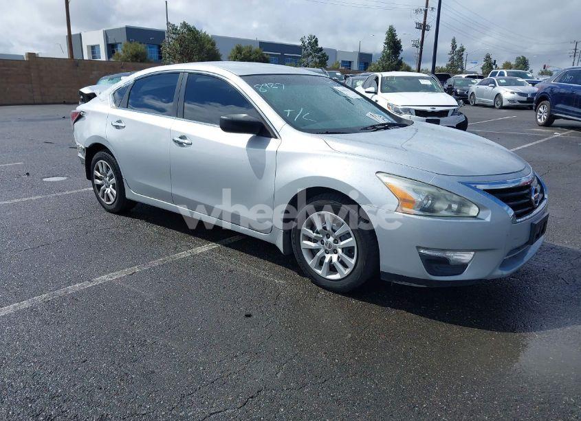 2014 Nissan Altima 2.5 S (VIN 1N4AL3AP6EN259021) main photo