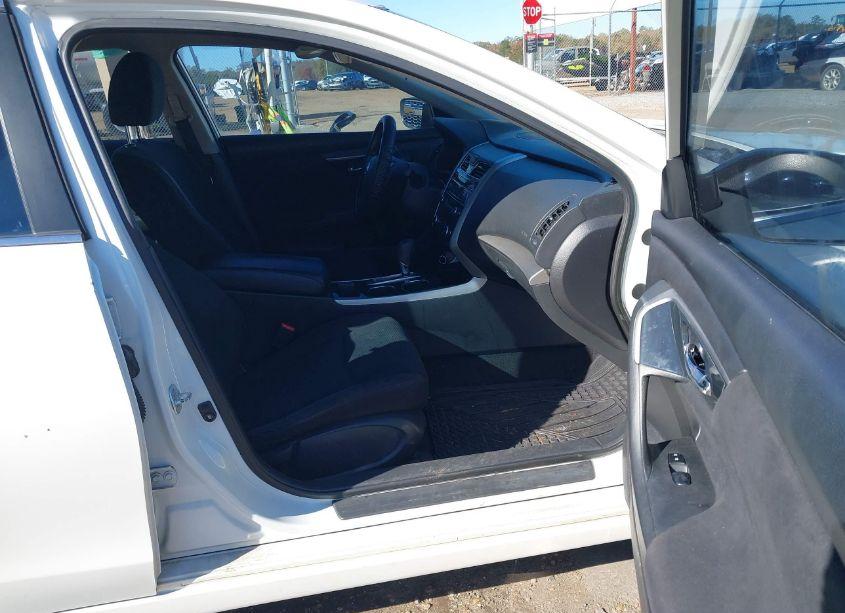 Photo 5 of 2014 Nissan Altima 2.5/2.5 S/2.5 SL/2.5 SV (VIN 1N4AL3AP6EN336714)