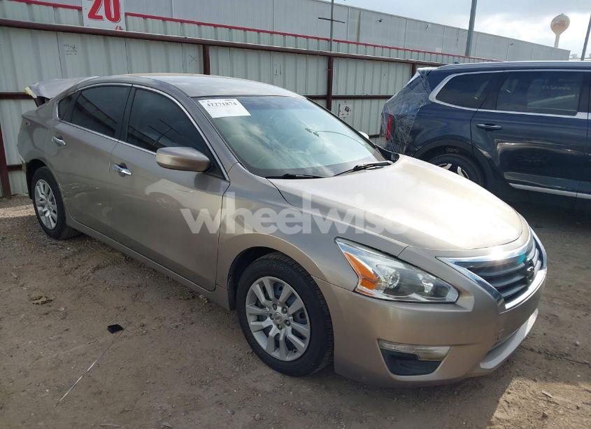 2014 Nissan Altima 2.5 S (VIN 1N4AL3AP6EN341377) main photo