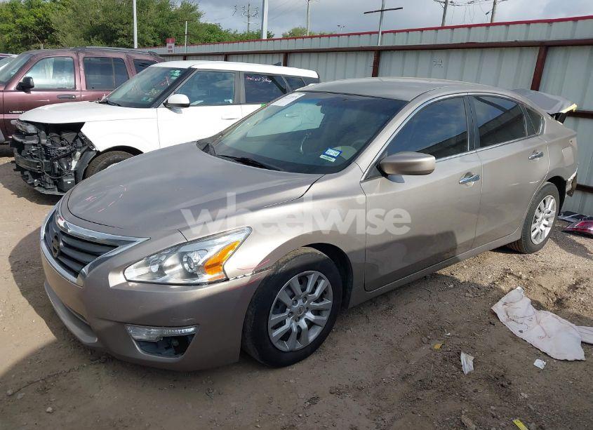 Photo 2 of 2014 Nissan Altima 2.5 S (VIN 1N4AL3AP6EN341377)