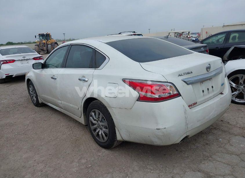Photo 3 of 2014 Nissan Altima 2.5 S (VIN 1N4AL3AP6EN346630)