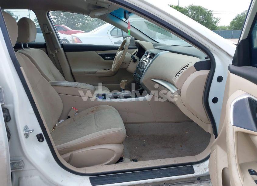 Photo 5 of 2014 Nissan Altima 2.5 S (VIN 1N4AL3AP6EN346630)