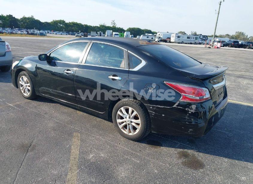 Photo 3 of 2015 Nissan Altima 2.5 S (VIN 1N4AL3AP6FC102568)