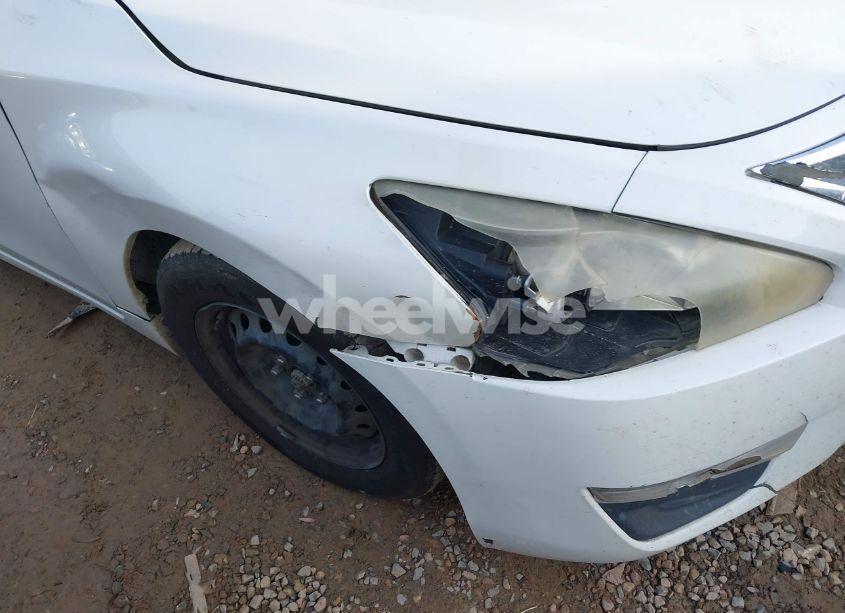 Photo 12 of 2015 Nissan Altima 2.5/2.5 S/2.5 SL/2.5 SV (VIN 1N4AL3AP6FC130130)