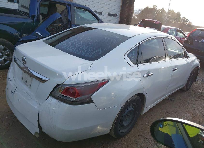 Photo 4 of 2015 Nissan Altima 2.5/2.5 S/2.5 SL/2.5 SV (VIN 1N4AL3AP6FC130130)