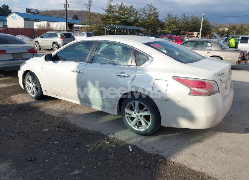 Photo 3 of 2015 Nissan Altima 2.5 SV (VIN 1N4AL3AP6FC135134)