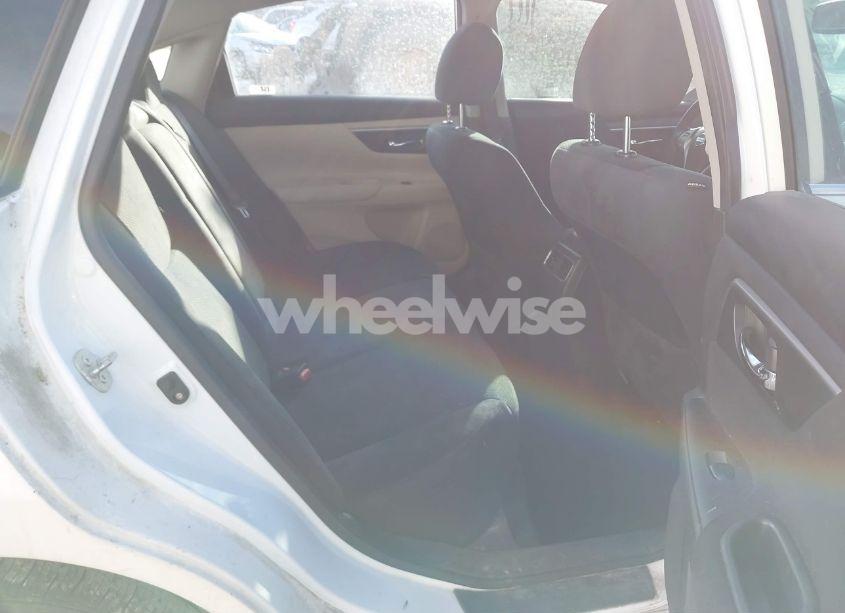 Photo 8 of 2015 Nissan Altima 2.5 SV (VIN 1N4AL3AP6FC135134)