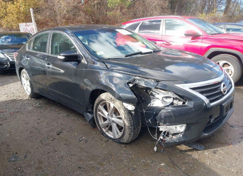 2015 Nissan Altima 2.5 SV (VIN 1N4AL3AP6FC144738) main photo