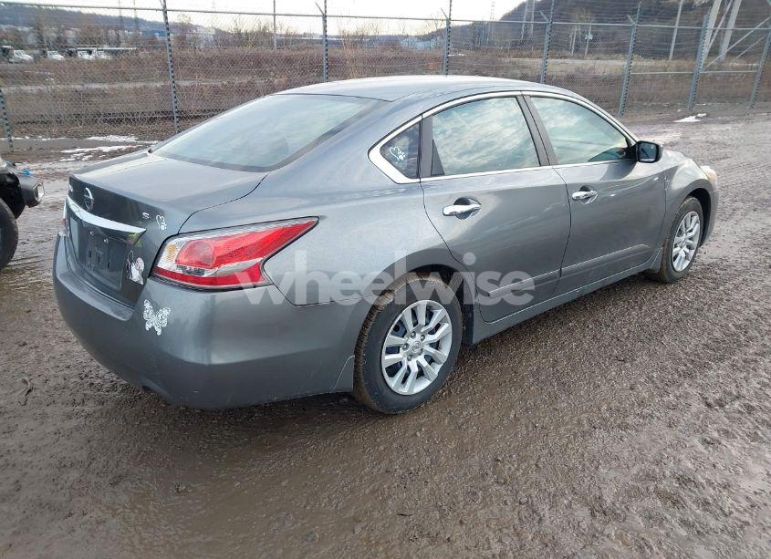 Photo 4 of 2015 Nissan Altima 2.5 S (VIN 1N4AL3AP6FC146182)