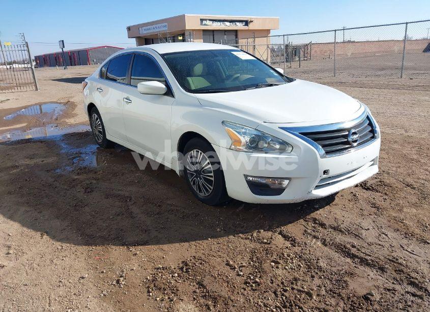 2015 Nissan Altima 2.5 S (VIN 1N4AL3AP6FC193325) main photo
