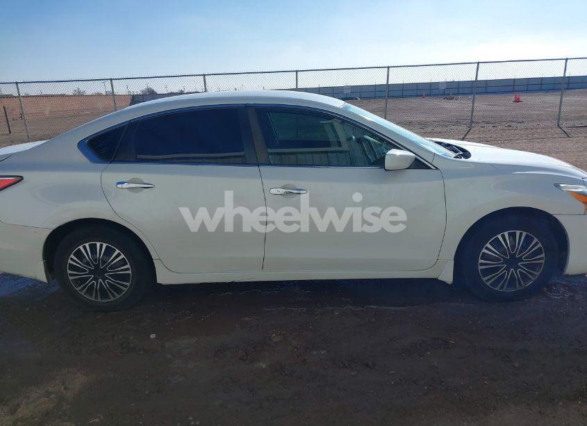 Photo 13 of 2015 Nissan Altima 2.5 S (VIN 1N4AL3AP6FC193325)