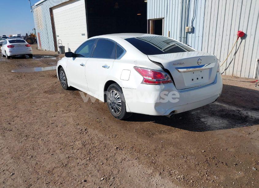 Photo 3 of 2015 Nissan Altima 2.5 S (VIN 1N4AL3AP6FC193325)