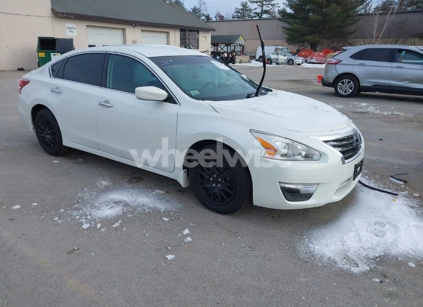 2015 Nissan Altima 2.5 S (VIN 1N4AL3AP6FC199884) main photo