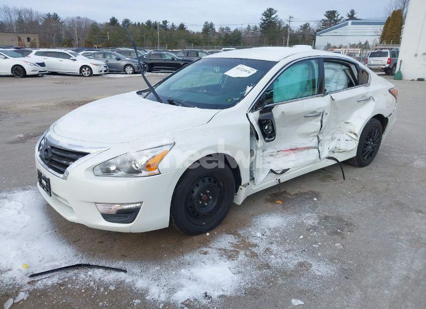 Photo 2 of 2015 Nissan Altima 2.5 S (VIN 1N4AL3AP6FC199884)