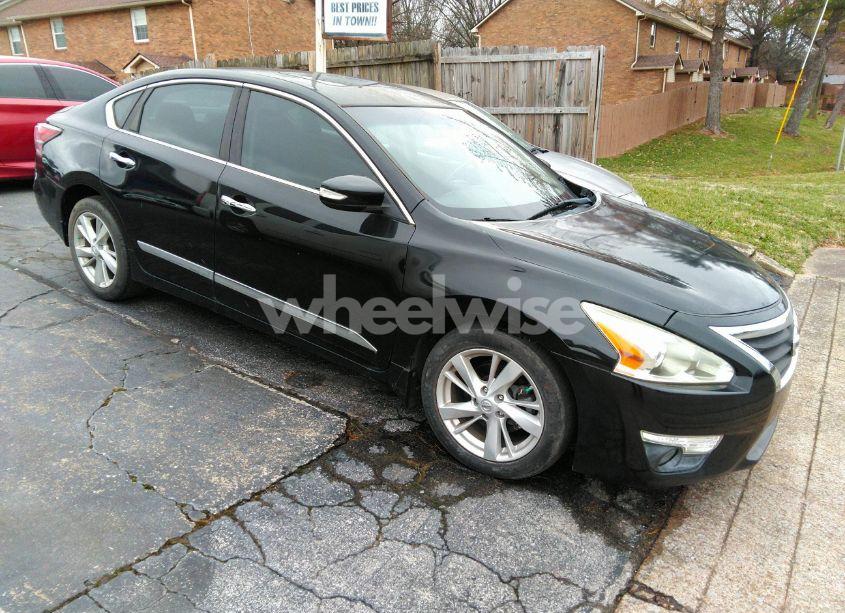 2015 Nissan Altima 2.5 SV (VIN 1N4AL3AP6FC204436) main photo