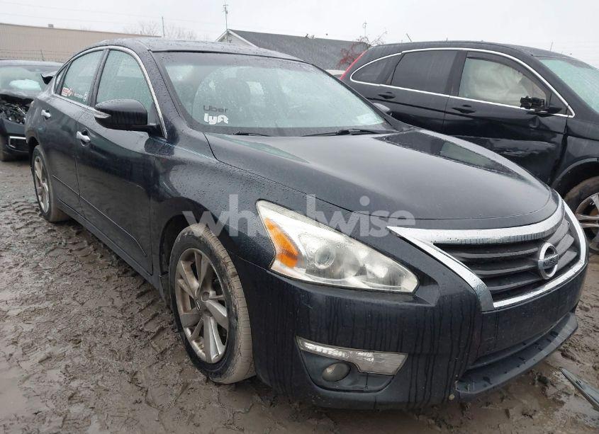 2015 Nissan Altima 2.5 SV (VIN 1N4AL3AP6FC207319) main photo