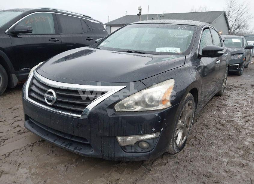 Photo 2 of 2015 Nissan Altima 2.5 SV (VIN 1N4AL3AP6FC207319)