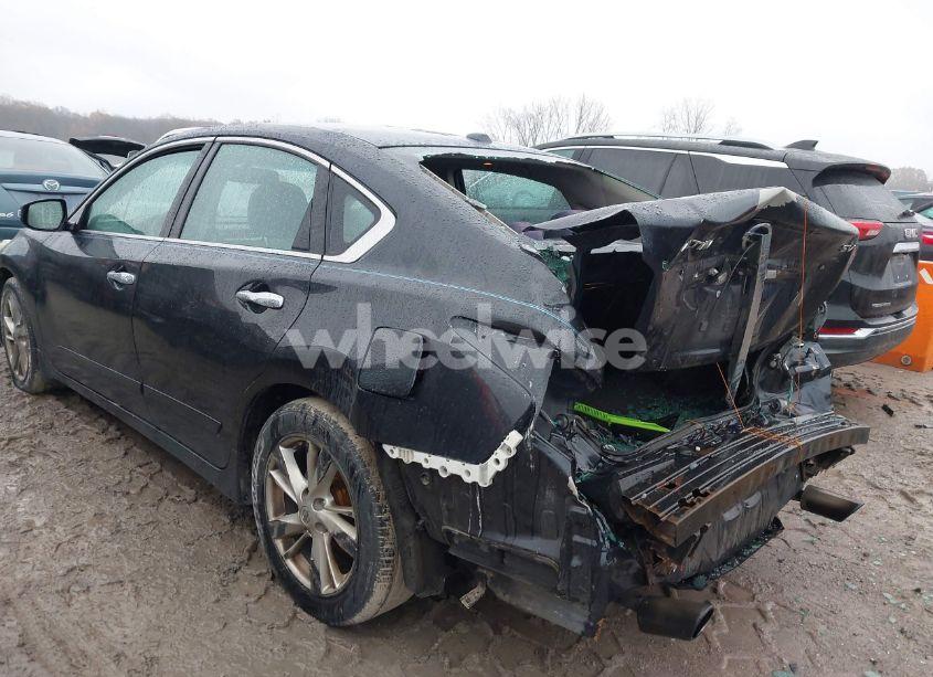 Photo 3 of 2015 Nissan Altima 2.5 SV (VIN 1N4AL3AP6FC207319)