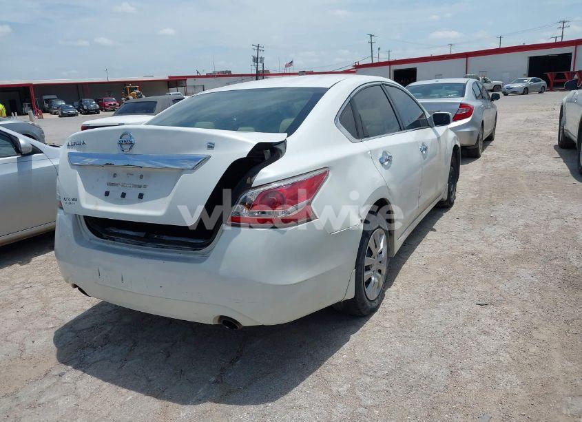 Photo 4 of 2015 Nissan Altima 2.5 S (VIN 1N4AL3AP6FC207790)