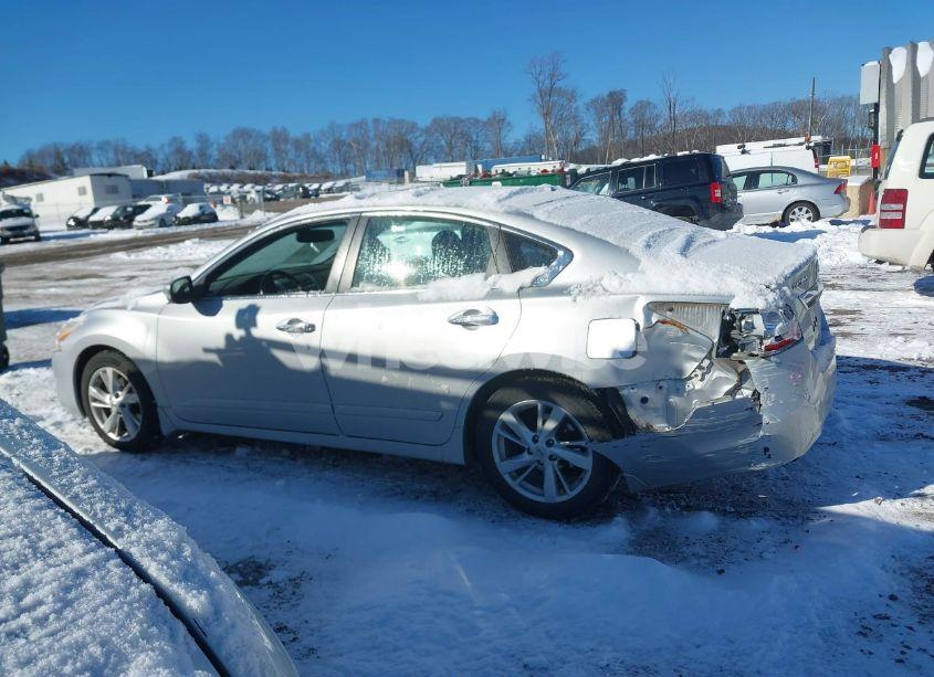 Photo 14 of 2015 Nissan Altima 2.5 SV (VIN 1N4AL3AP6FC211757)