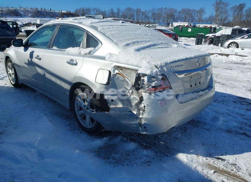 Photo 6 of 2015 Nissan Altima 2.5 SV (VIN 1N4AL3AP6FC211757)