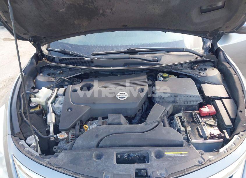 Photo 10 of 2015 Nissan Altima 2.5/2.5 S/2.5 SL/2.5 SV (VIN 1N4AL3AP6FC223410)