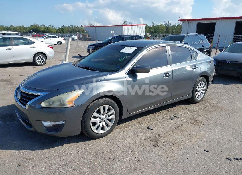 Photo 2 of 2015 Nissan Altima 2.5/2.5 S/2.5 SL/2.5 SV (VIN 1N4AL3AP6FC223410)