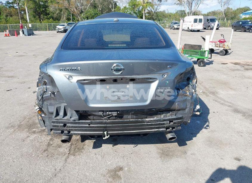 Photo 6 of 2015 Nissan Altima 2.5/2.5 S/2.5 SL/2.5 SV (VIN 1N4AL3AP6FC223410)