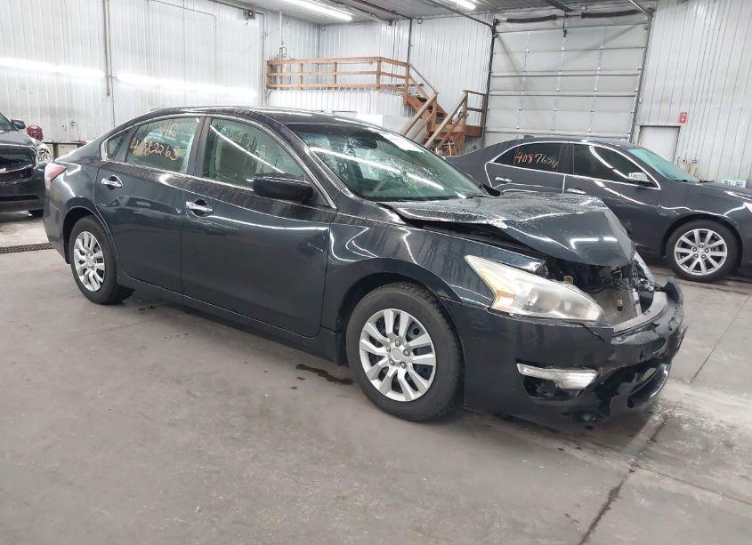 2015 Nissan Altima 2.5 S (VIN 1N4AL3AP6FC225996) main photo