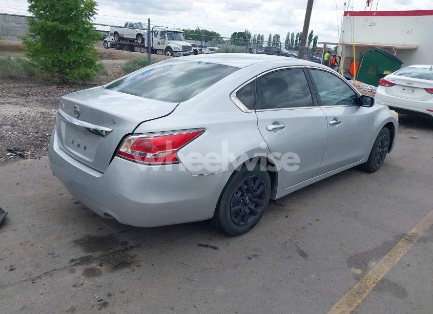 Photo 4 of 2015 Nissan Altima 2.5/2.5 S/2.5 SL/2.5 SV (VIN 1N4AL3AP6FC235086)