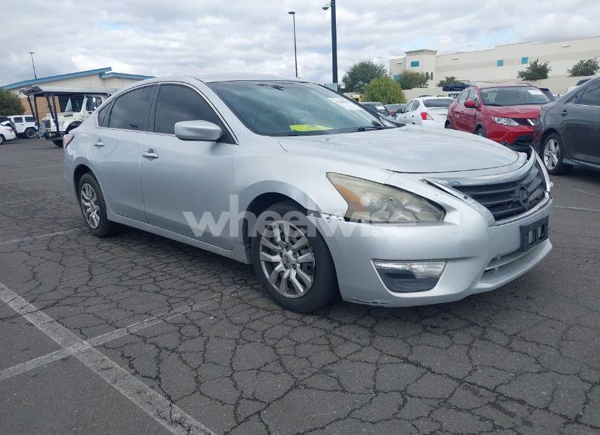 2015 Nissan Altima 2.5/2.5 S/2.5 SL/2.5 SV (VIN 1N4AL3AP6FC263048) main photo